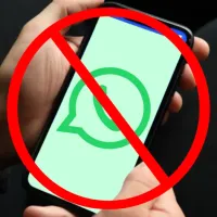 WhatsApp Updates Warning on Unofficial Apps and iOS Compatibility