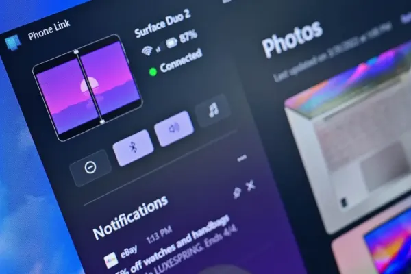 Microsoft Shifts Phone Link Photos to File Explorer