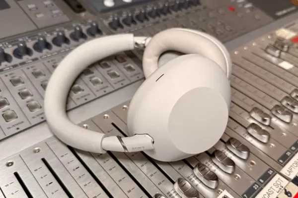 Windows 11 Adds Bluetooth Audio Sharing Feature