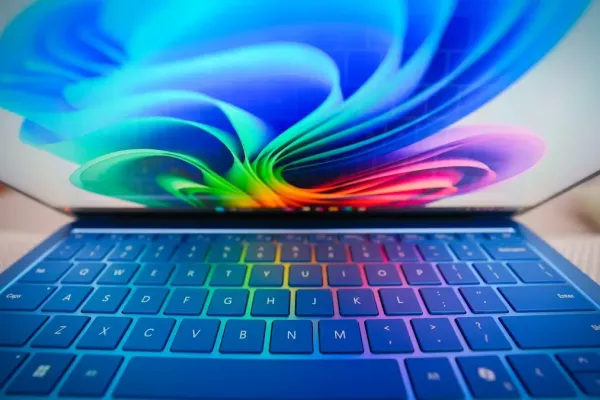 Compare Windows 11 Home and Pro: Which Fits Your Needs?