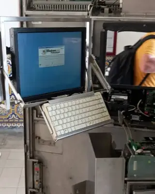 Windows 2000 Found Operating Portugal's Rail Kiosk