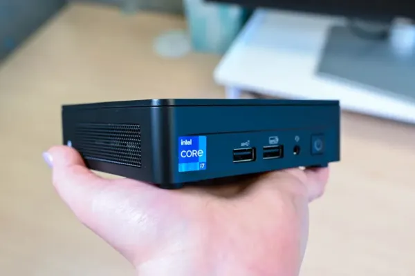 Choosing the Right OS for Your Homelab: Linux vs. Windows