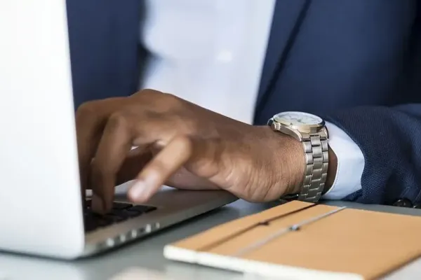 Businesses Face Challenges with Windows 10 End of Life Nearing