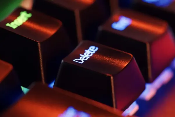 Windows 11: Key Apps to Keep or Uninstall