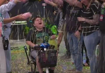 Young Minecraft Fan to Explore Game's Origins in Sweden