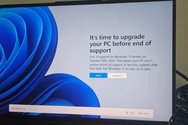 Windows 10 Users Urged to Upgrade to Windows 11