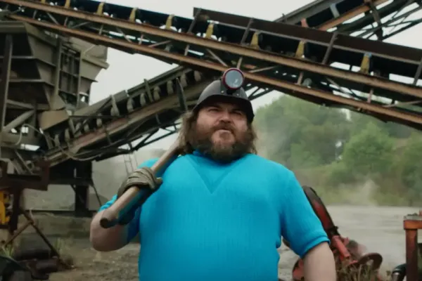 Minecraft Film Leak Challenges Warner Bros. Strategy