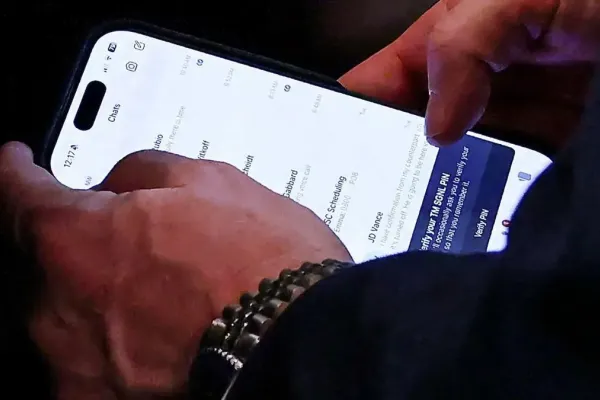 TeleMessage Use by Officials Sparks Security Concerns