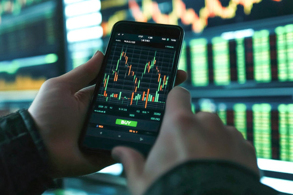 B2CORE Enhances User Experience with Updated Mobile Features