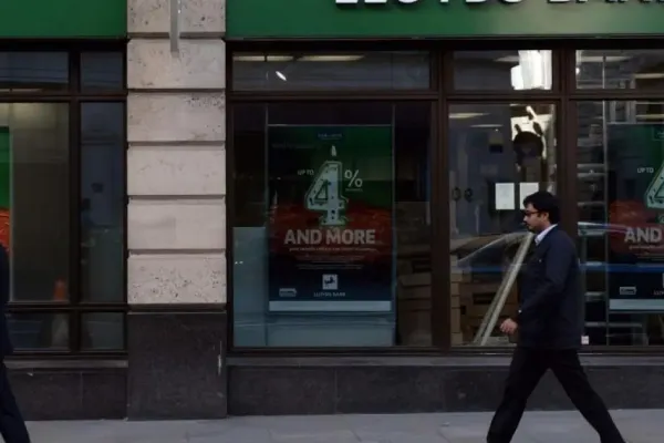 Lloyds Enhances App as Branch Network Tightens
