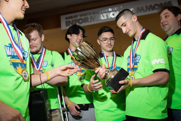 Staten Island Students Triumph in NYC Minecraft Education Battle