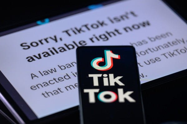TikTok Offers Android Workaround Amid Download Restrictions
