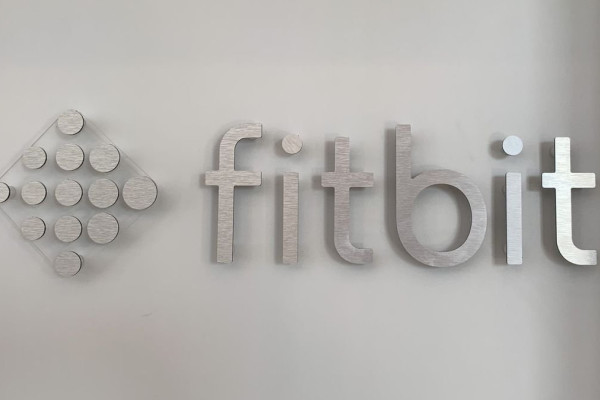 Fitbit to Retire Web Version of Dashboard, Shifts Focus to In-App Features