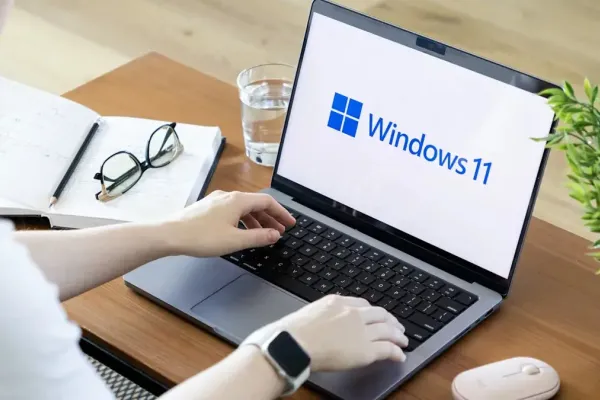 Windows 11 Fixes Shut Down Bug with Update KB5067036
