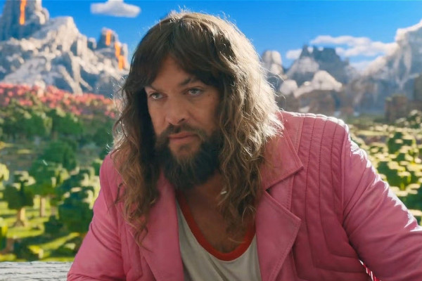 Minecraft Movie Trailer Faces Mixed Reactions from Enthusiasts and Critics