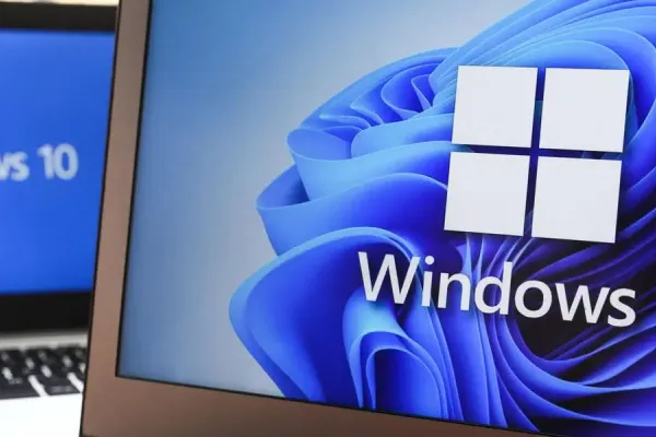 Windows Users Face Critical Upgrade Decisions Amid Security Risks