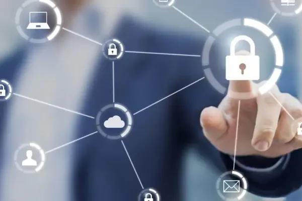 Critical OS Flaw Found in React Native Community CLI