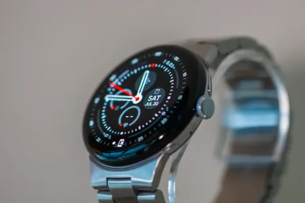 Pixel Watch Companion App Receives Material 3 Redesign