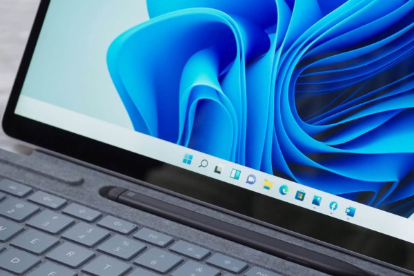 Microsoft Unveils Hotpatching to Minimize Windows PC Reboots