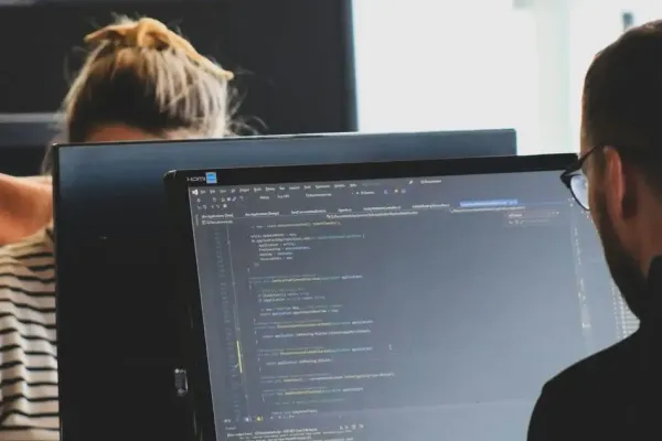 Manus Simplifies App Publishing Without Xcode or Android Studio