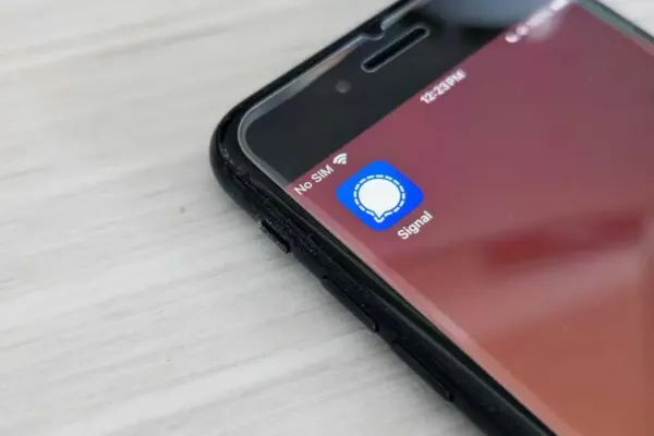 Signal Gains Attention Amidst Privacy Concerns