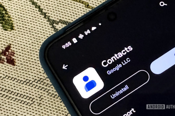 Google to Introduce Non-Sync Feature in Contacts App, Tests UI Changes