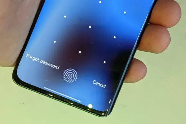 Google Adds System-Level AppLock to Android 17