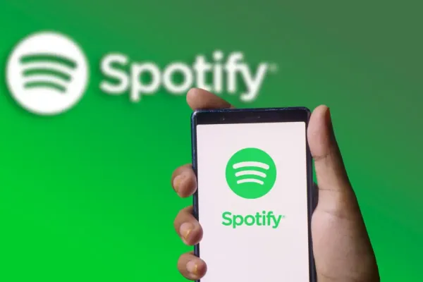 Spotify Integrates Messaging to Boost User Engagement
