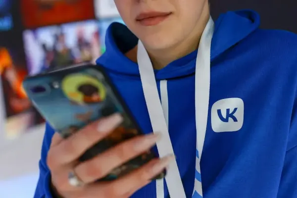 Concerns Grow Over Privacy in Russia with New Messaging App Rule