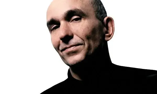 Molydeux Parody Account Retires After 17 Years