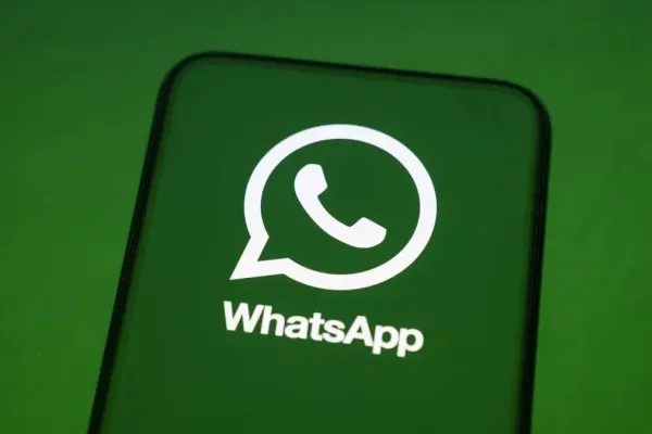 WhatsApp Begins Testing Cross-App Messaging in Europe