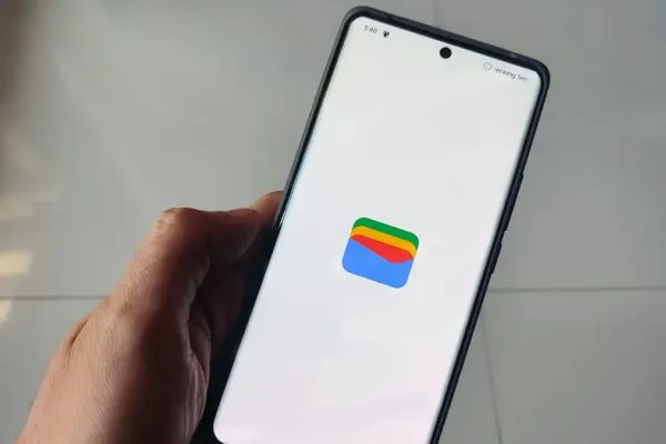 Google Wallet Eases Pass Access with Location Alerts