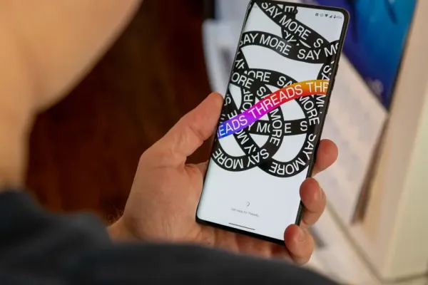 Threads Introduces Group Chats and Messaging in EU