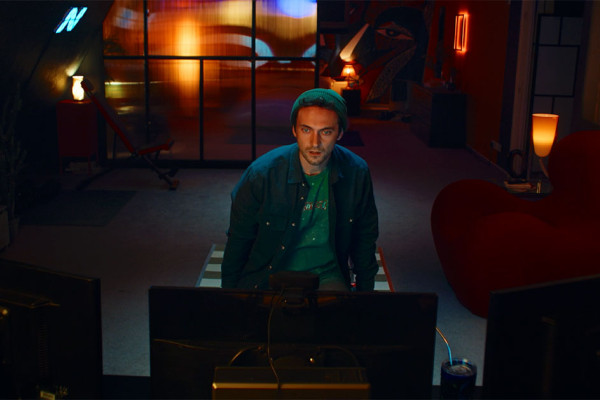 Aviary Studios to Launch Psychological Horror Game Hello Stranger