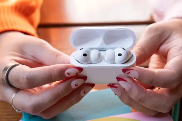 LibrePods Brings AirPods Features to Android, Linux