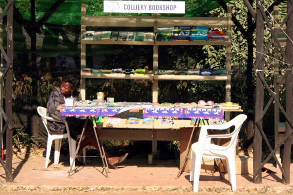 Zimbabwean Authors Turn to WhatsApp for Digital Publishing Amid Challenges