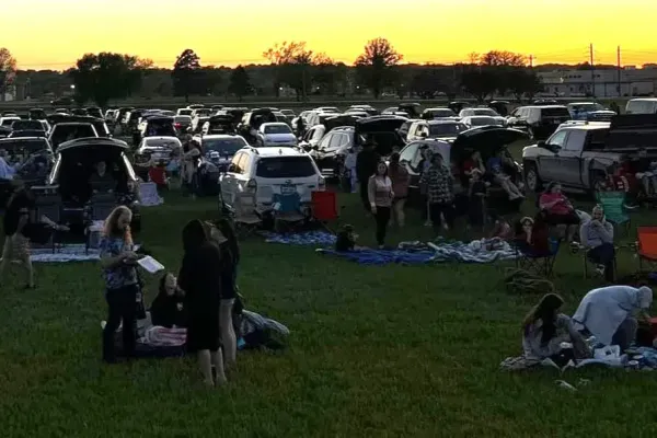 Minecraft Movie to Feature at LNK's Outdoor Screening Event