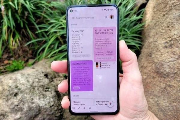 Google Keep Adds Multi-Account Support for Foldables, Large Android Devices