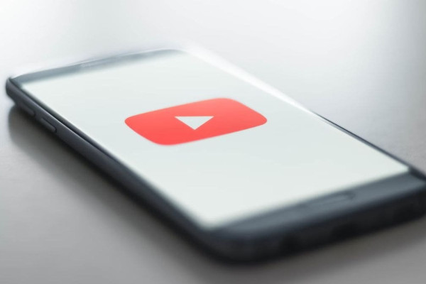 YouTube App Adds Google Lens for Enhanced Visual Search Capabilities