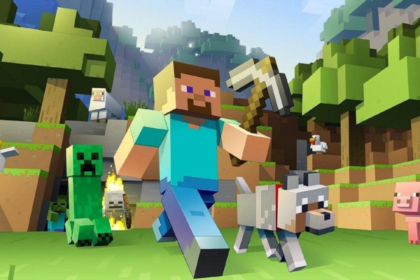 Minecraft Player Transforms Desert Biome Village into City