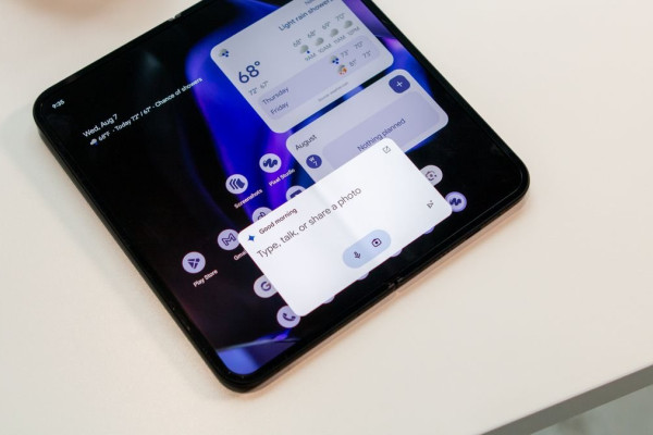 Google's Gemini AI Assistant Gets New Floating Panel on Android