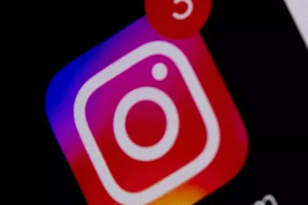 Instagram and Facebook Messenger Experience Recent Outages