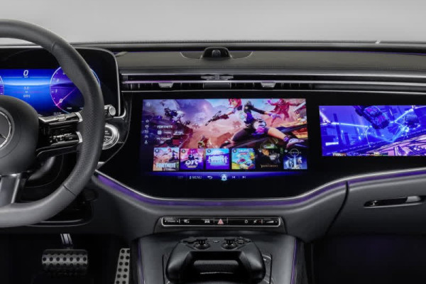 Mercedes-Benz Partners with Boosteroid for In-Car Gaming Experience