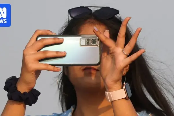 India Mandates Sanchar Saathi Pre-Installation on Smartphones