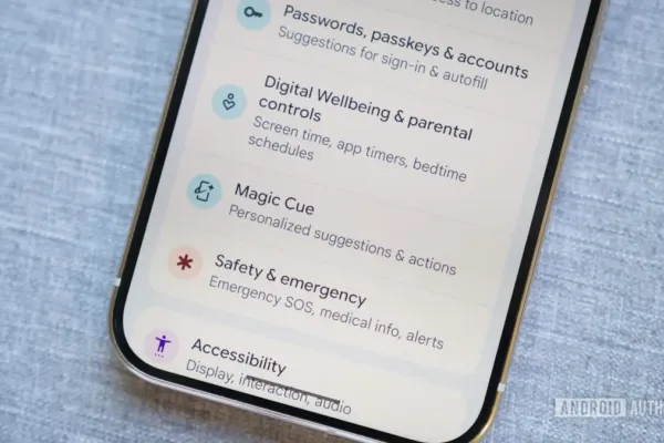 Google Expanding Magic Cue with Google Wallet and Tasks