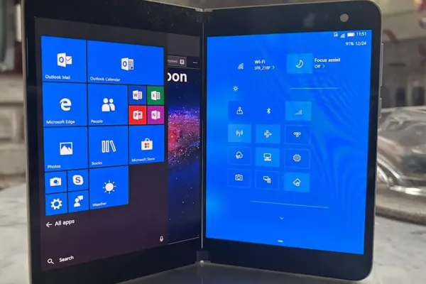 Andromeda OS Surfaces on Surface Duo for Tech Enthusiasts