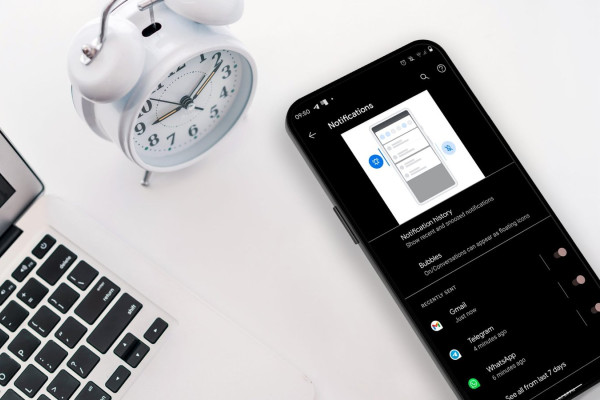 Android Smartphones with Notification History: Key Models and Apps