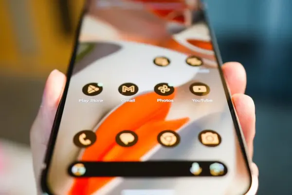 Google Expands Android with Debian Linux Terminal App