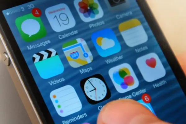 Apple Discontinues Clips App: Urges Users to Save Videos