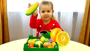 Learn colors, Fruits and Vegetables with Diana and toys for kids Video for toddlers